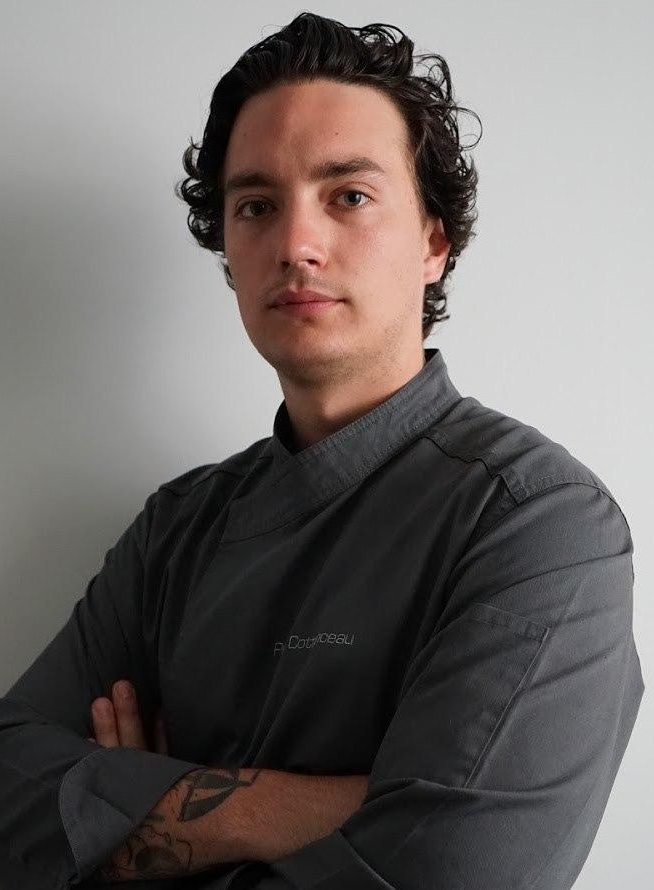 Chef for in-home cooking. - 01